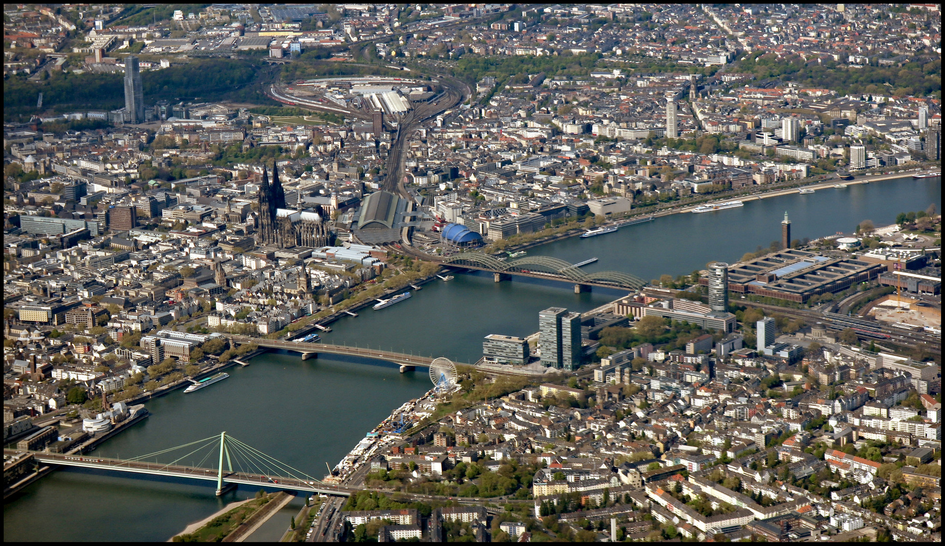 Blau in Köln