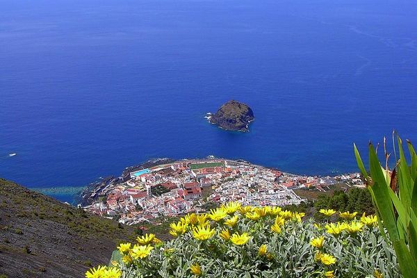Blau -               Teneriffa (Garachico)/ Azul - Tenerife
