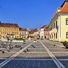 blau über dem platz