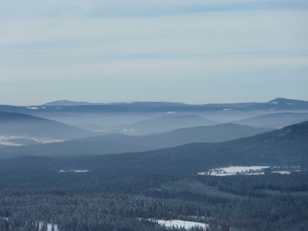 blau und grau