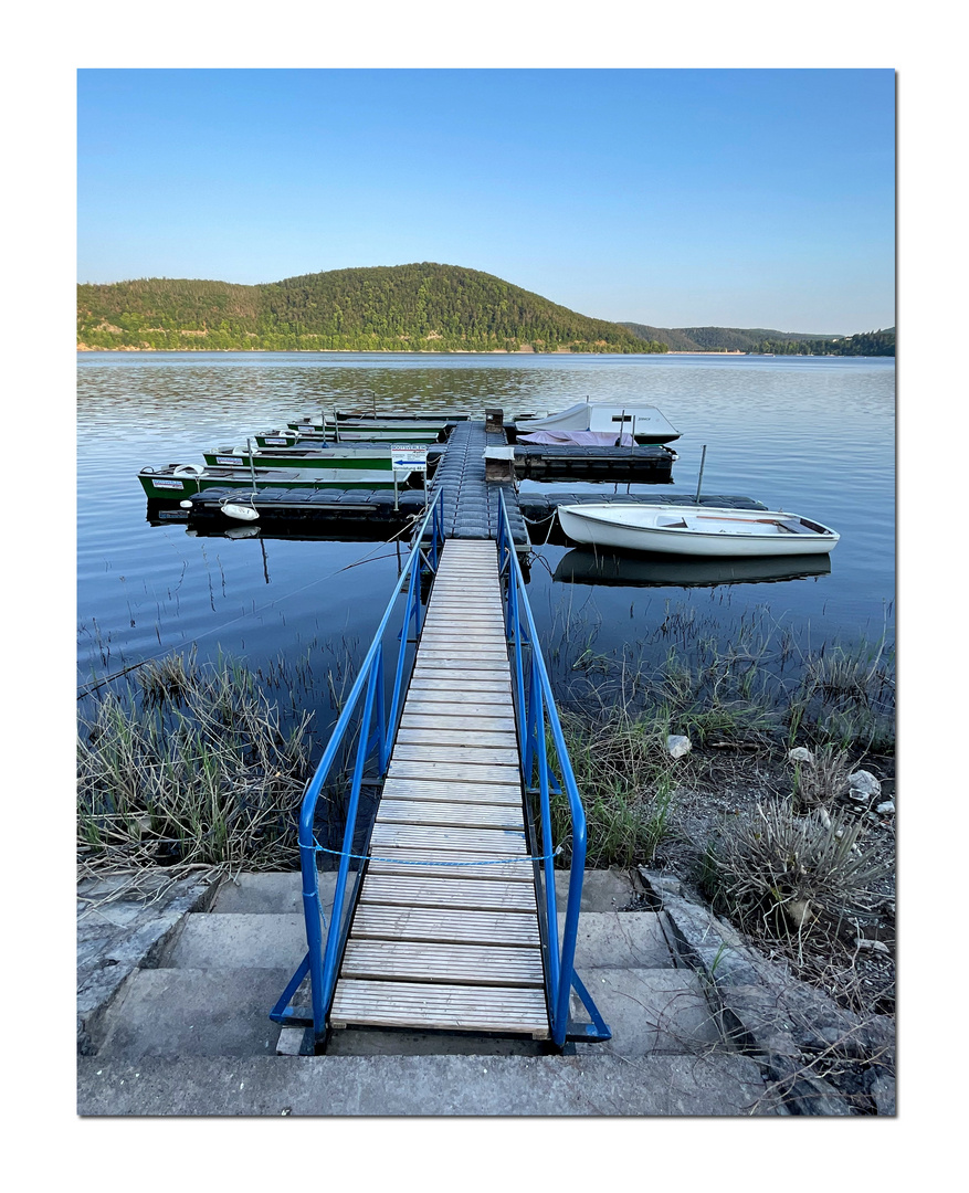 blau war der steg  am edersee ...