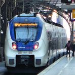 Blau-Weiß im Kölner HBF