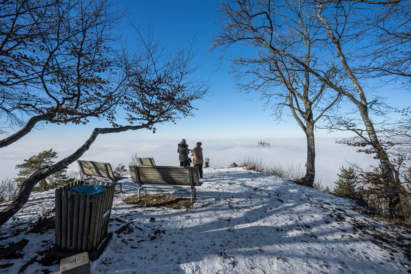 Blau / Weiß in Schwaben Foto & Bild | januar, blau, sonne ...