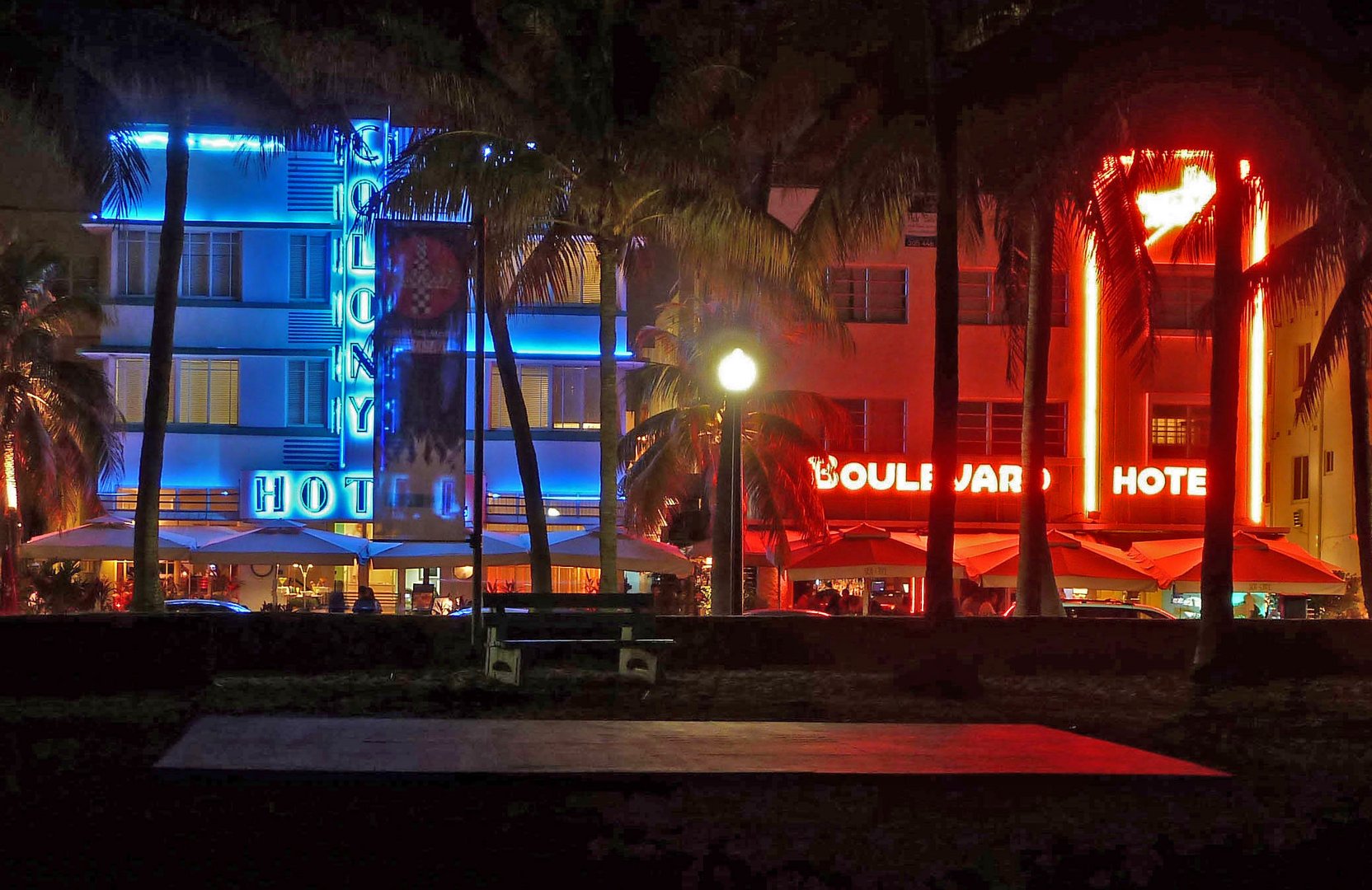 Blau, Weiß, Rot - gesehen in Miami Beach