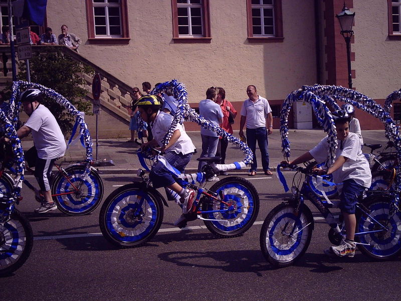 Blau-weiße Radler