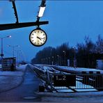 blaue Bahnhofsstunde