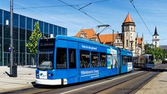 BLAUE BEGEGNUNG AM BAUHAUS-MUSEUM