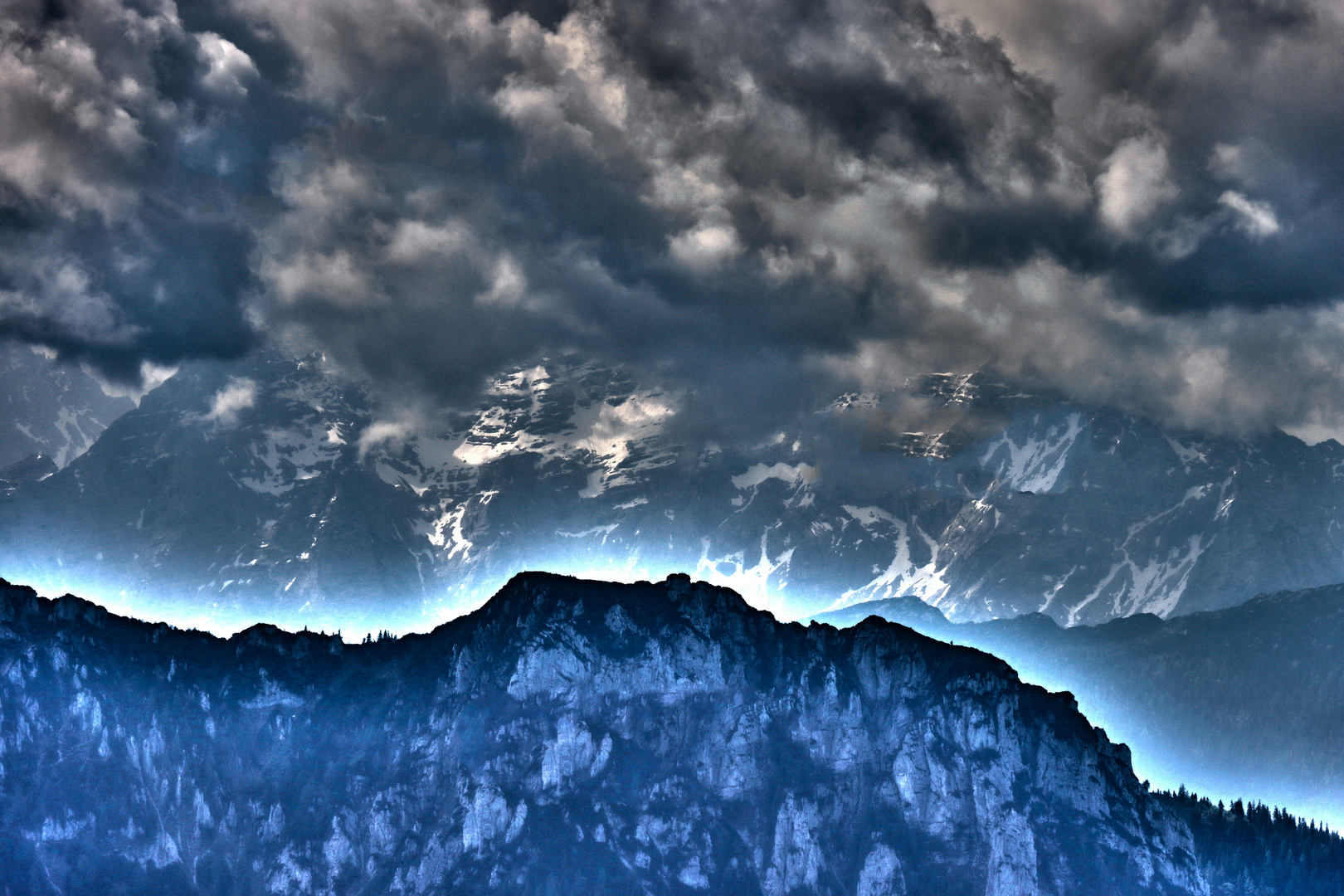 Blaue Berge