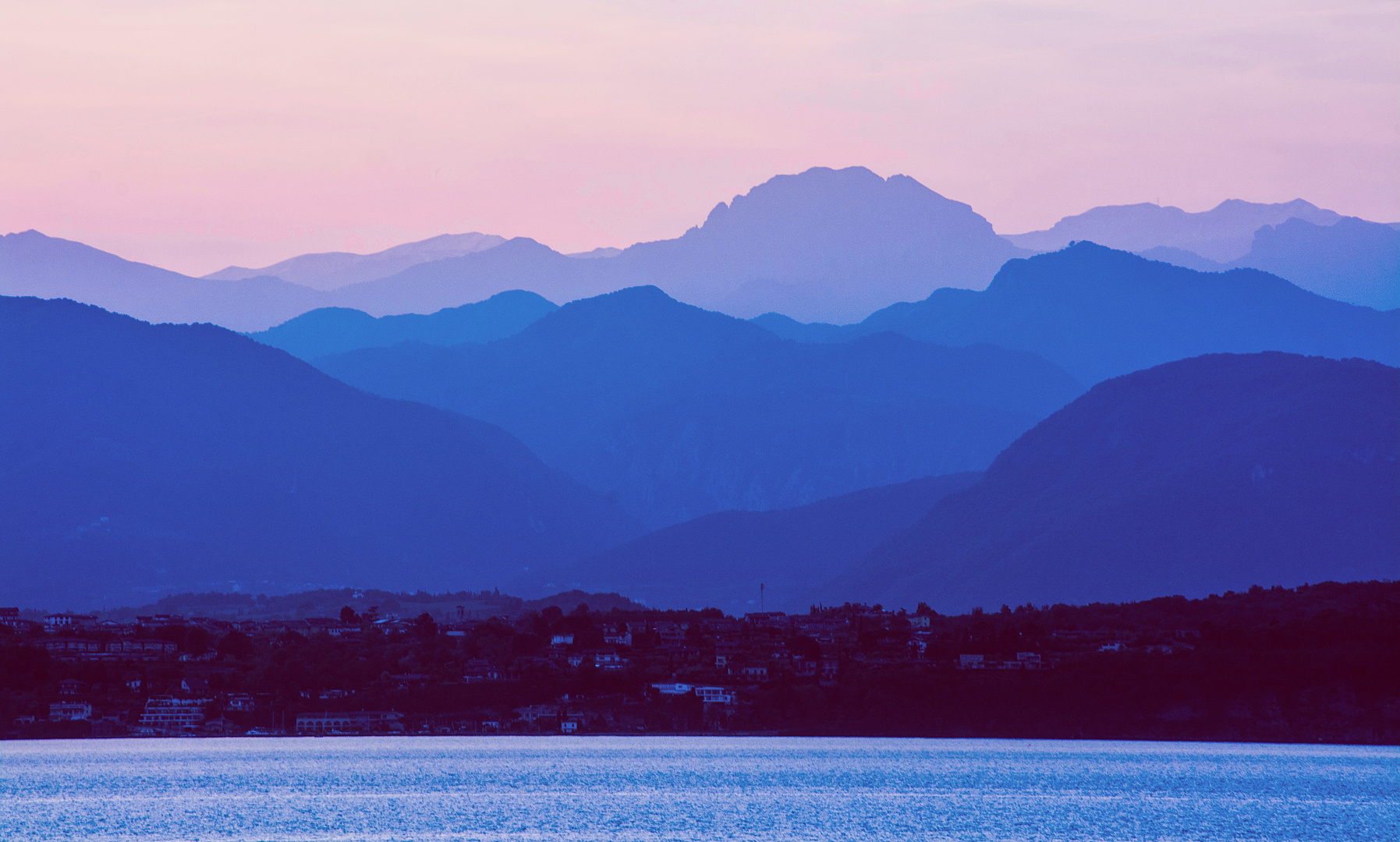 Blaue Berge am Gardasee