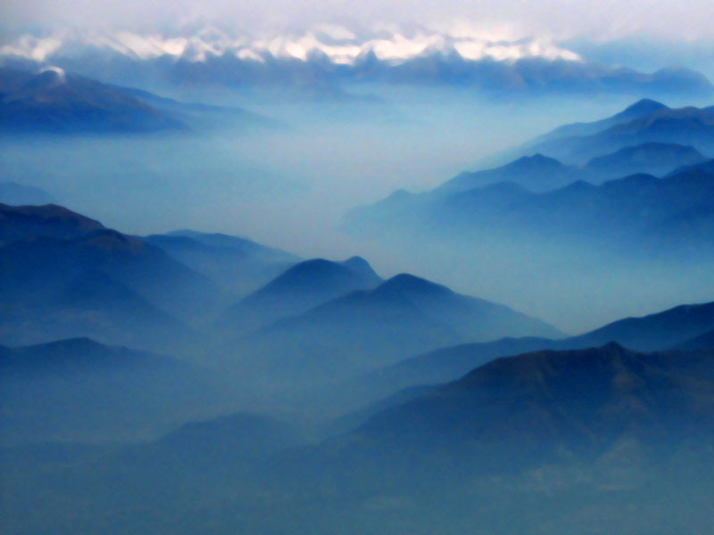 Blaue Berge vor Bergamo