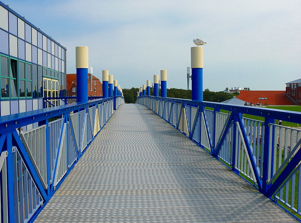 blaue Brücke