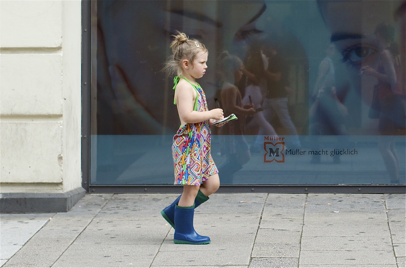 Blaue Gummistiefel