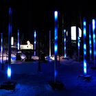 blaue Lichtinstallation