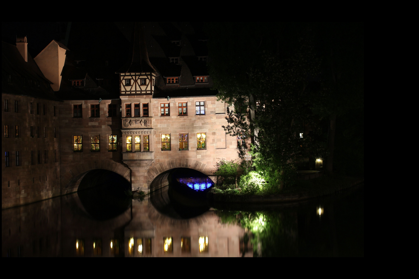 Blaue Nacht-Heilige Geist Spital Nürnberg