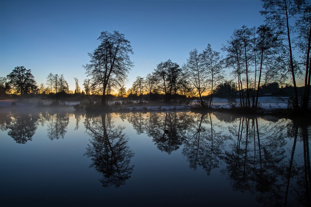 Blaue Stunde by Christian Aeschbacher 