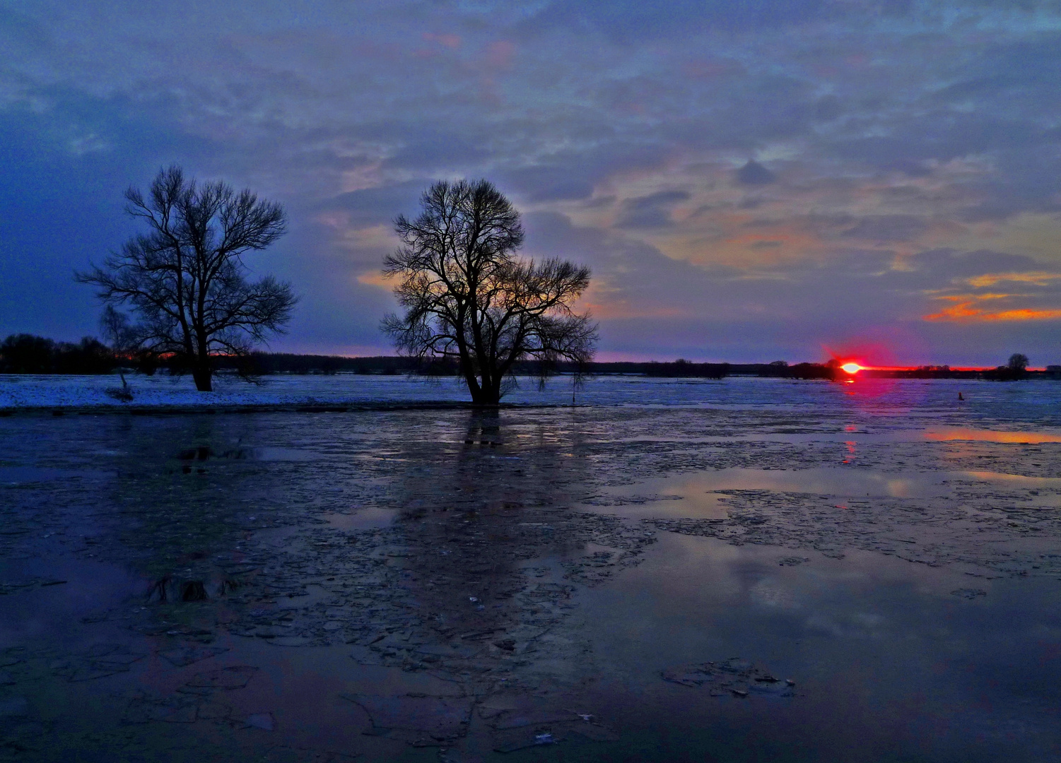 ...."blaue Stunde"....