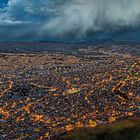 Blaue Stunde: Abends in La Paz, Bolivien