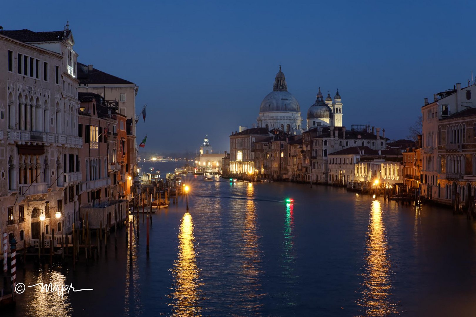 Blaue Stunde Accademia-Brücke