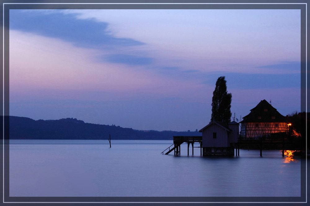 Blaue Stunde am Bodensee