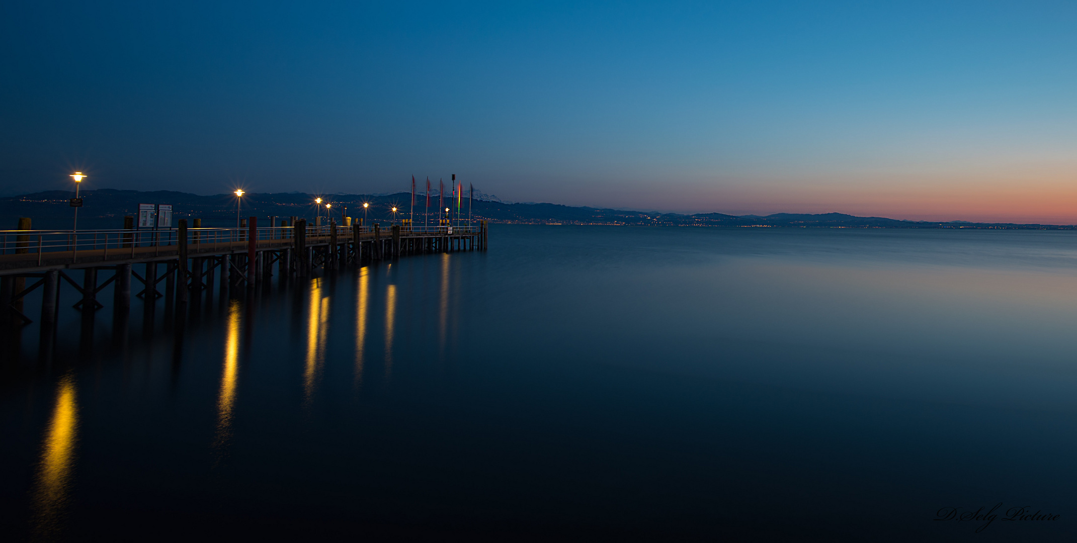 Blaue Stunde am Bodensee