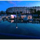 Blaue Stunde am Bootshafen (II)