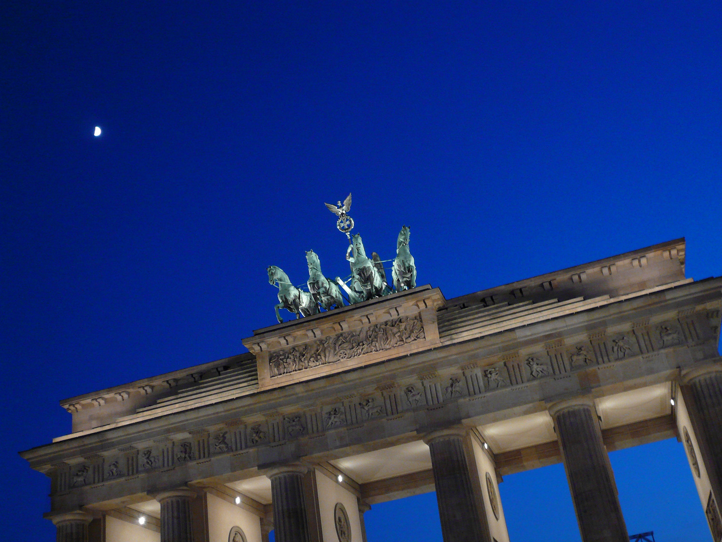 Blaue Stunde am Brandenburger Tor