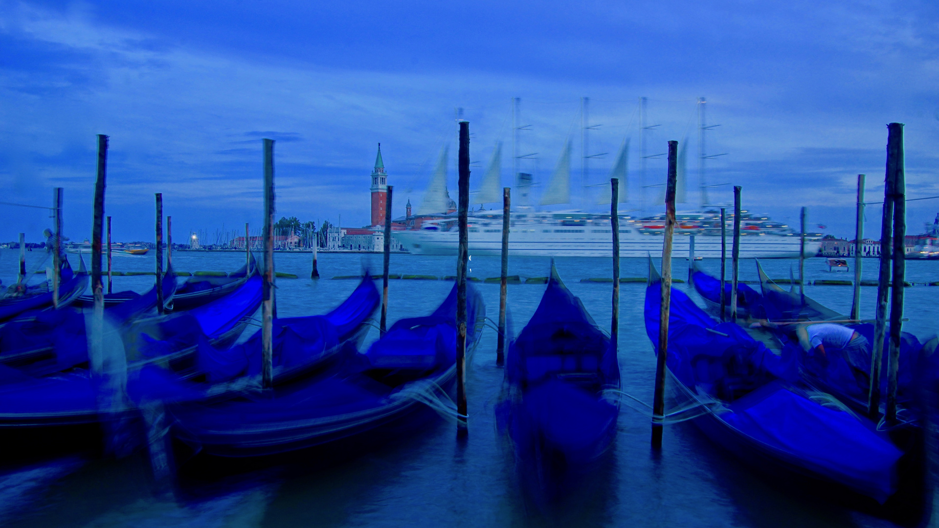 Blaue Stunde am Dogenpalast