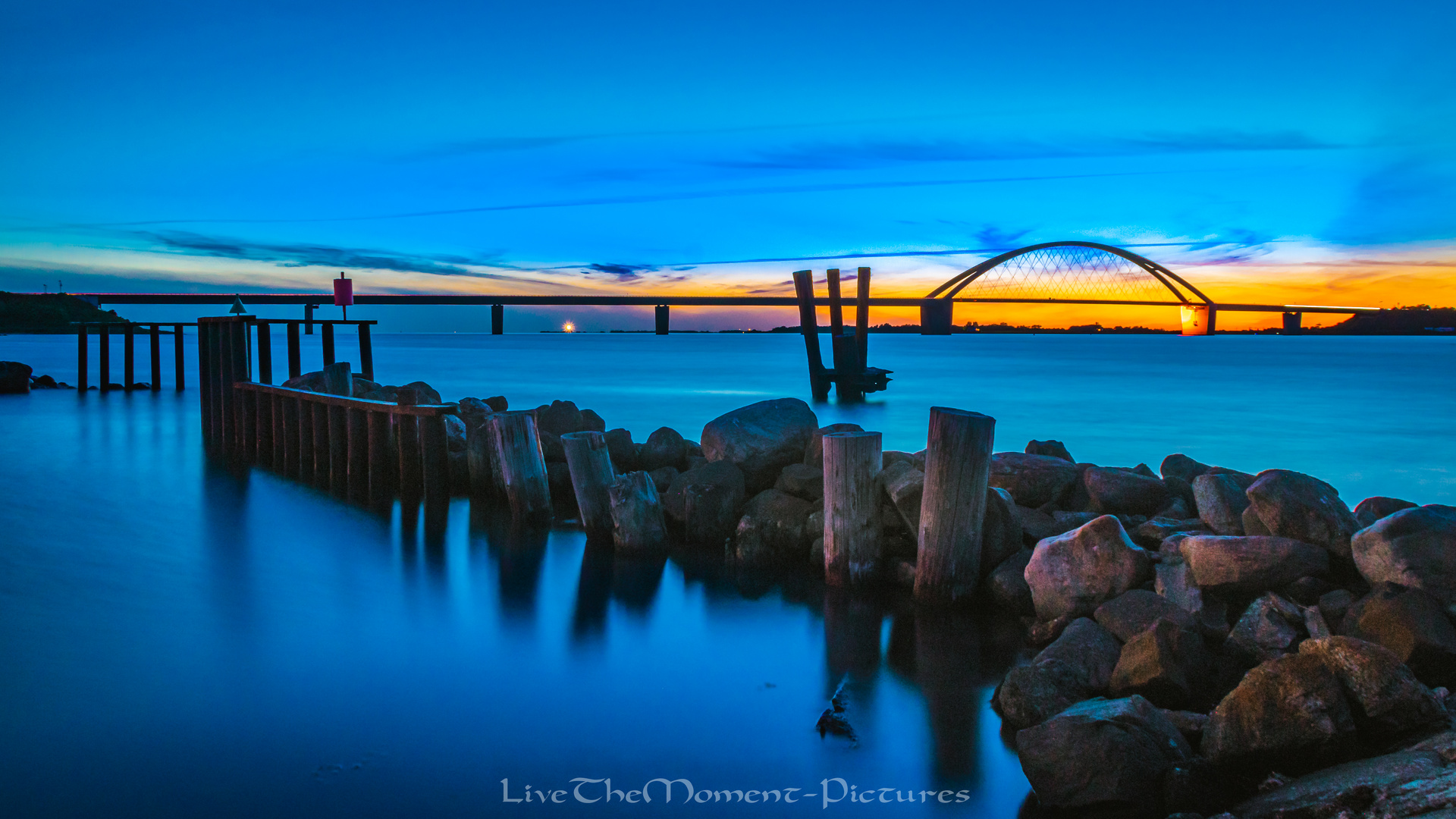 Blaue Stunde am Fehmarnsund