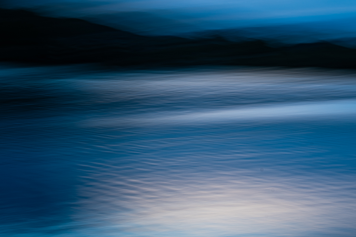 Blaue Stunde am Fluss