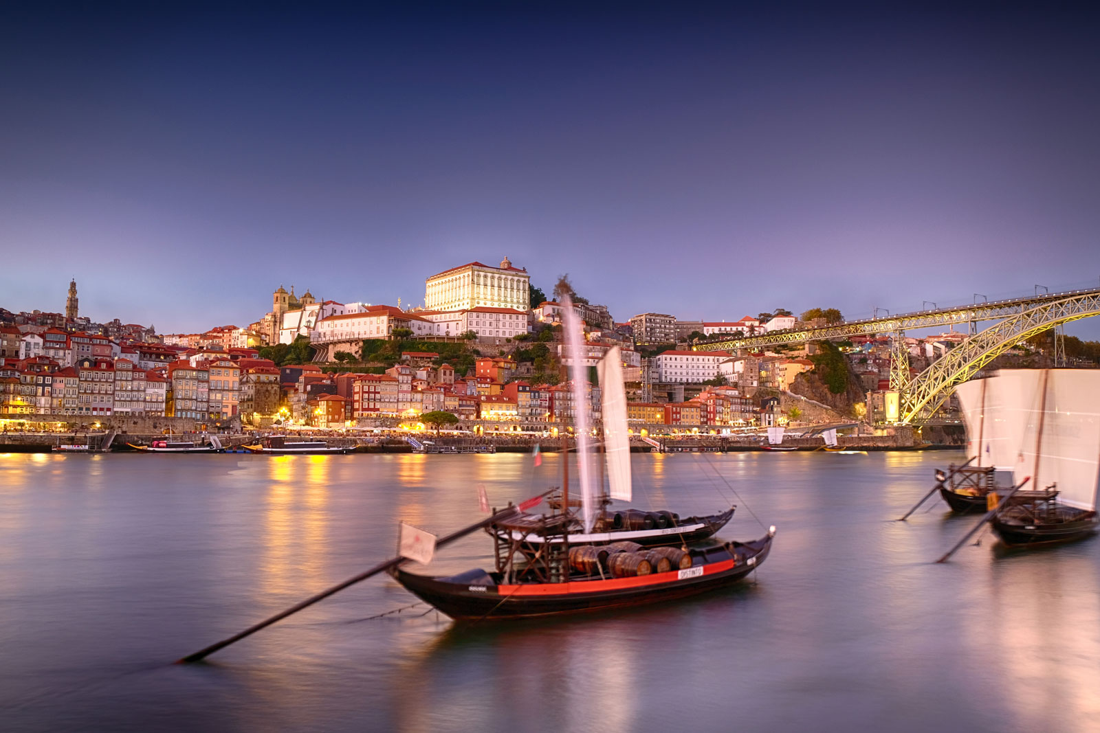 Blaue Stunde am Fluss in Porto II