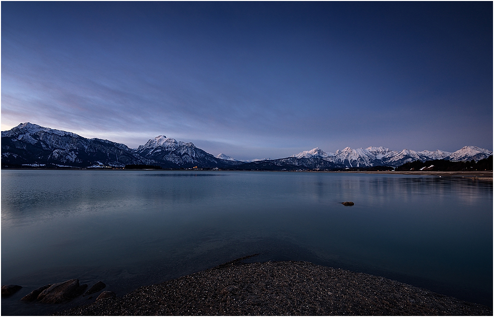 Blaue Stunde am Forggensee