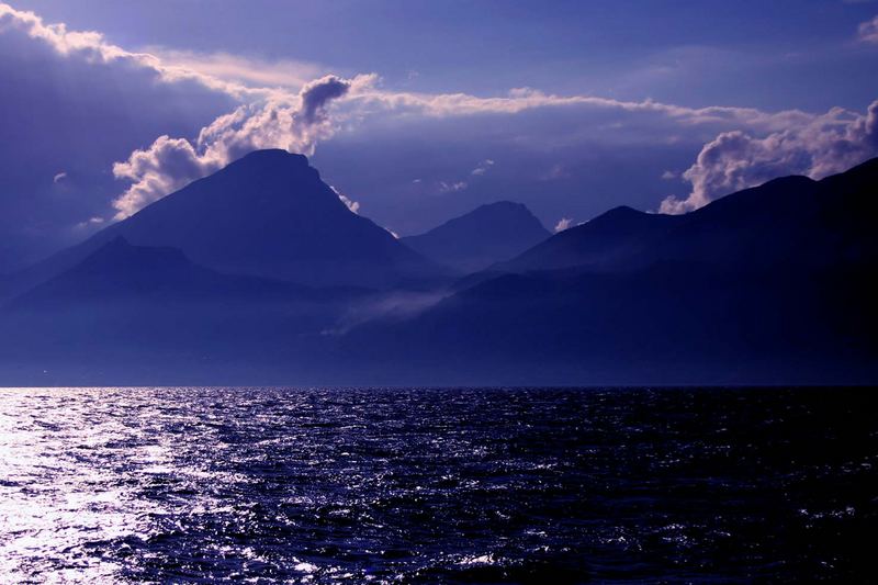 Blaue Stunde am Gardasee