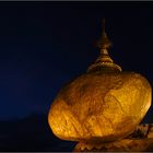 Blaue Stunde am Goldenen Felsen