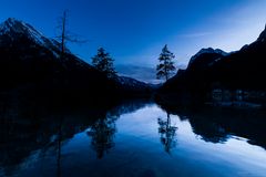 Blaue Stunde am Hintersee