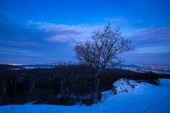 Blaue Stunde am Hohen Dörnberg