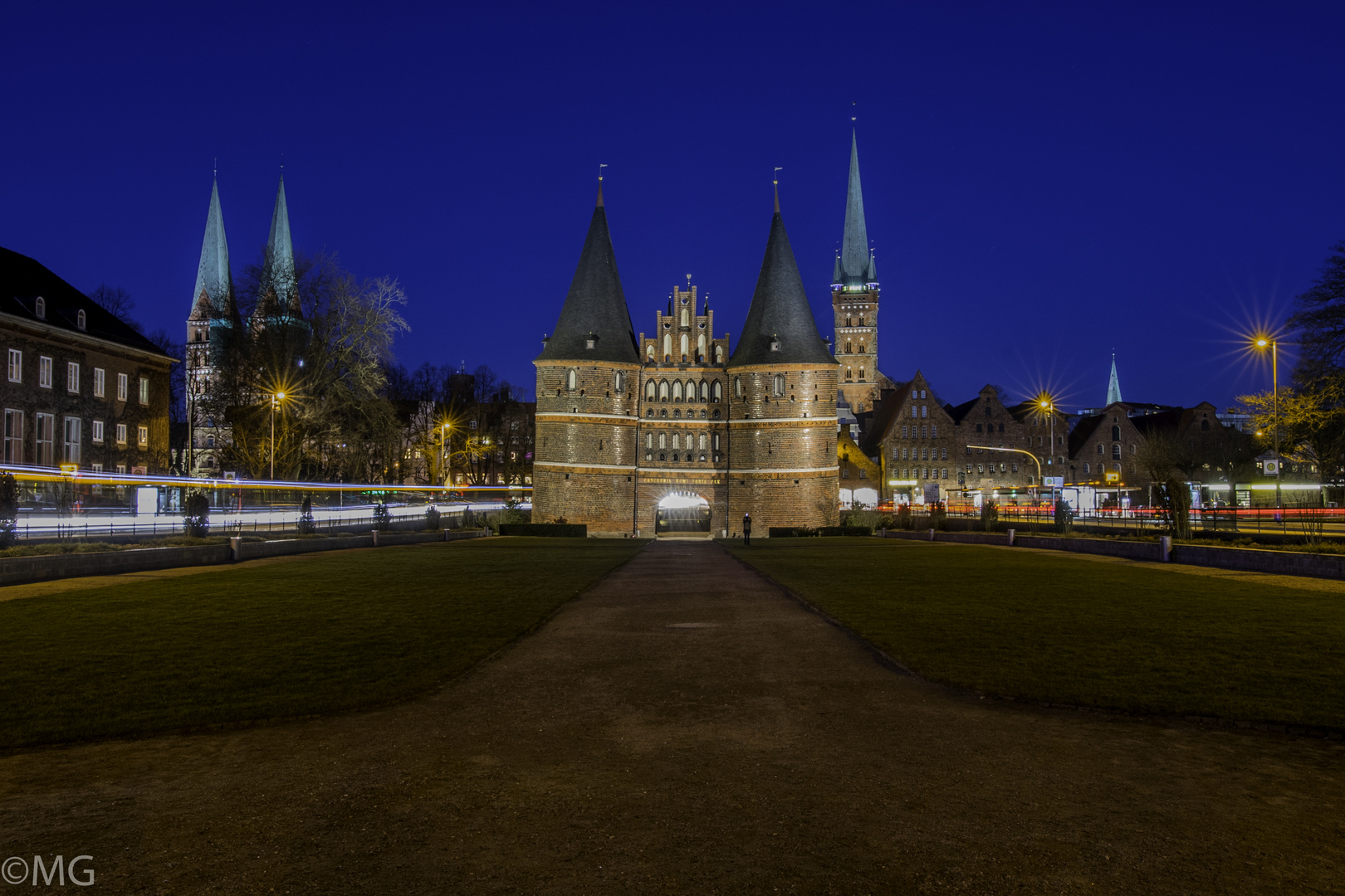 Blaue Stunde am Holstentor