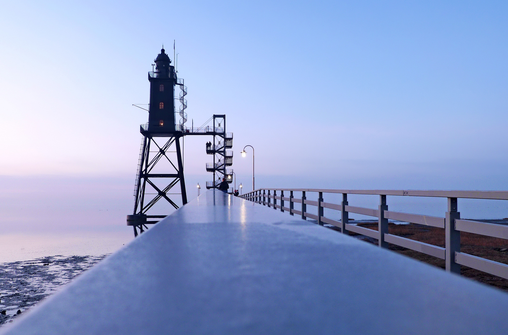 Blaue Stunde am Leuchtturm