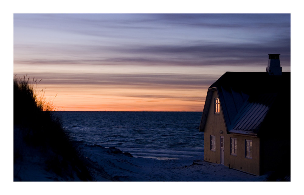 Blaue Stunde am Meer