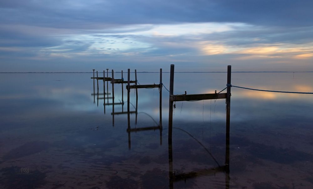 Blaue Stunde am Ostseestrand