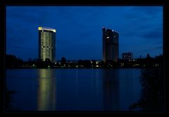 blaue Stunde am Rhein