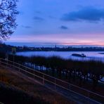 Blaue Stunde am Rhein