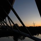 Blaue Stunde am Rhein-Herne-Kanal. 