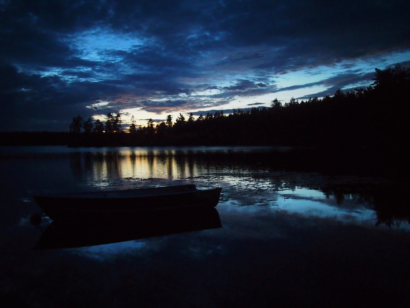 blaue Stunde am See