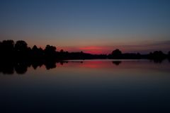 Blaue Stunde am See