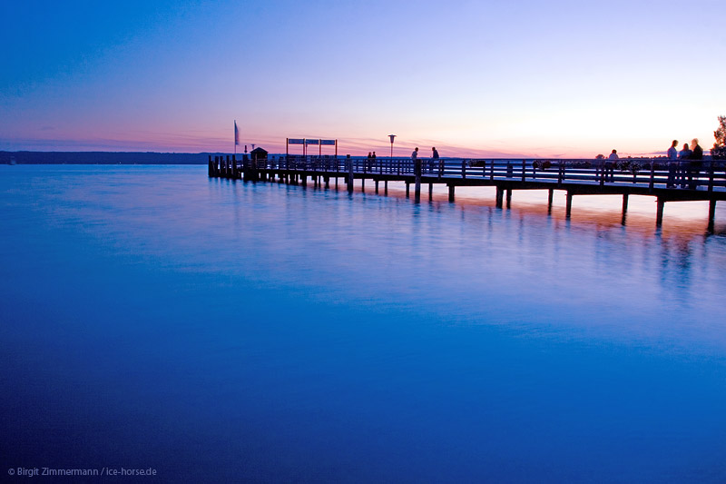 Blaue Stunde am See