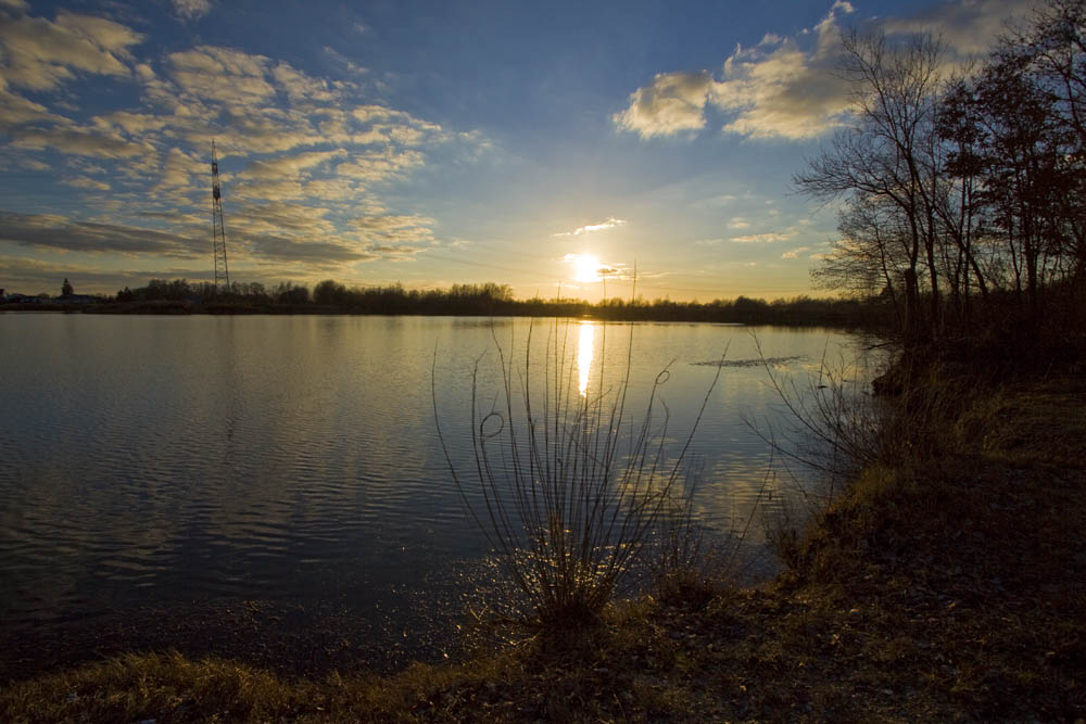 Blaue Stunde am See