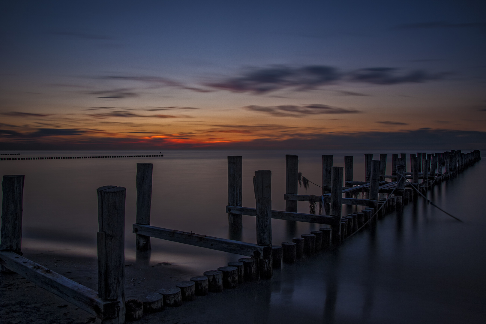 Blaue Stunde am Strand