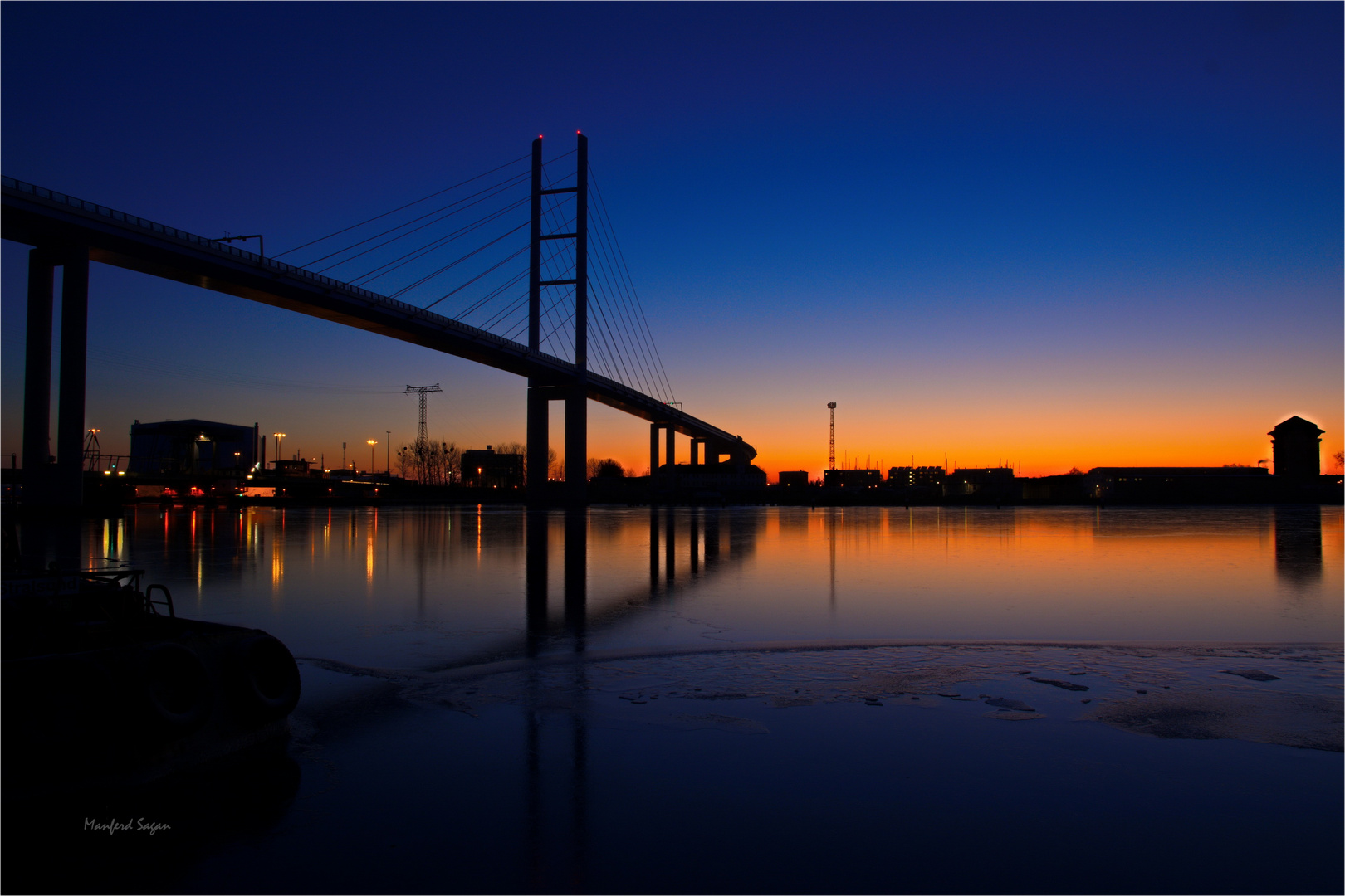 Blaue Stunde am Strelasund