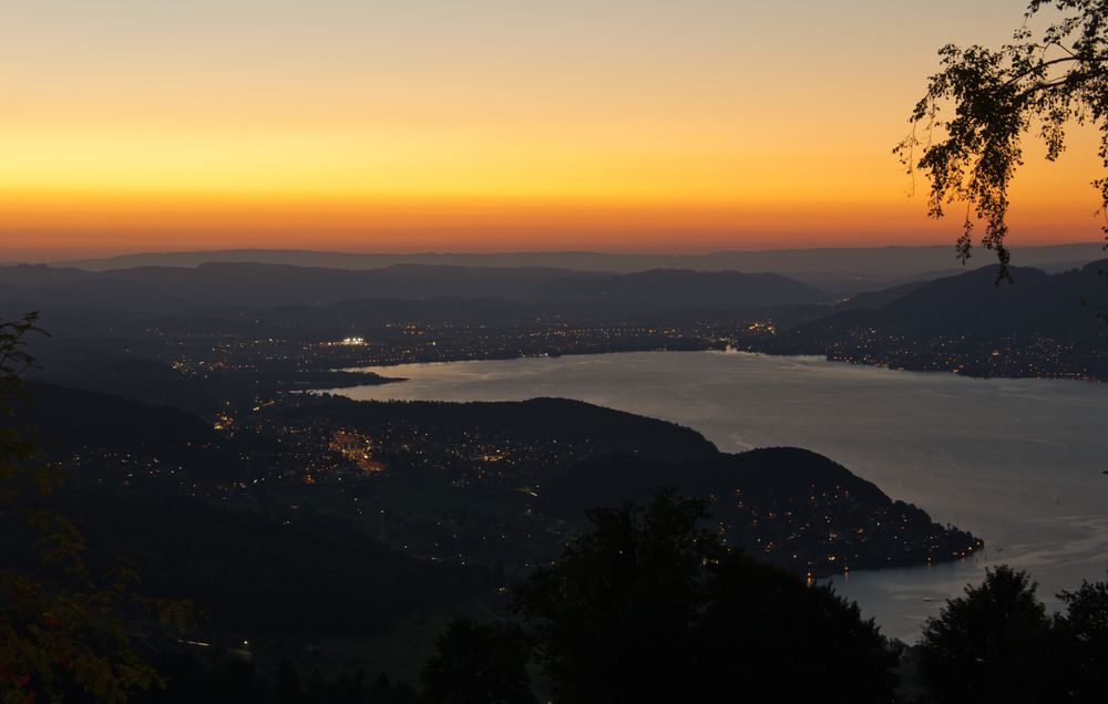 Blaue Stunde am Thunersee