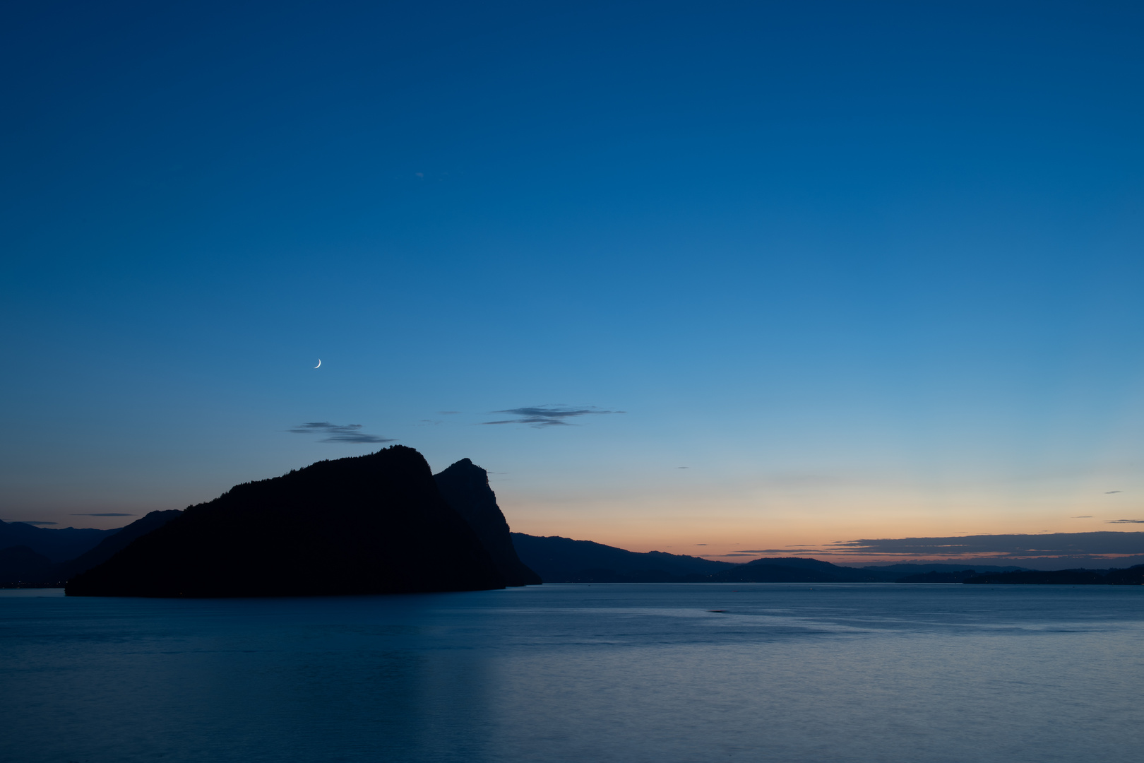 Blaue Stunde am Vierwaldstädtersee